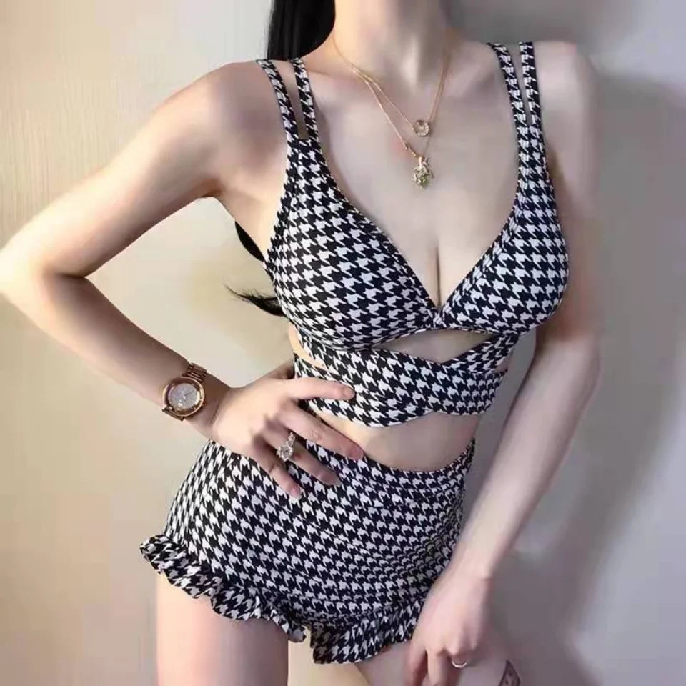 Plaid Swimwear Ladies Korea 2023 New Star Same Swim Bikini Hollow Out Cross Straps Sexy Bikini Swimsuit Women Sexy Bikinis Suit